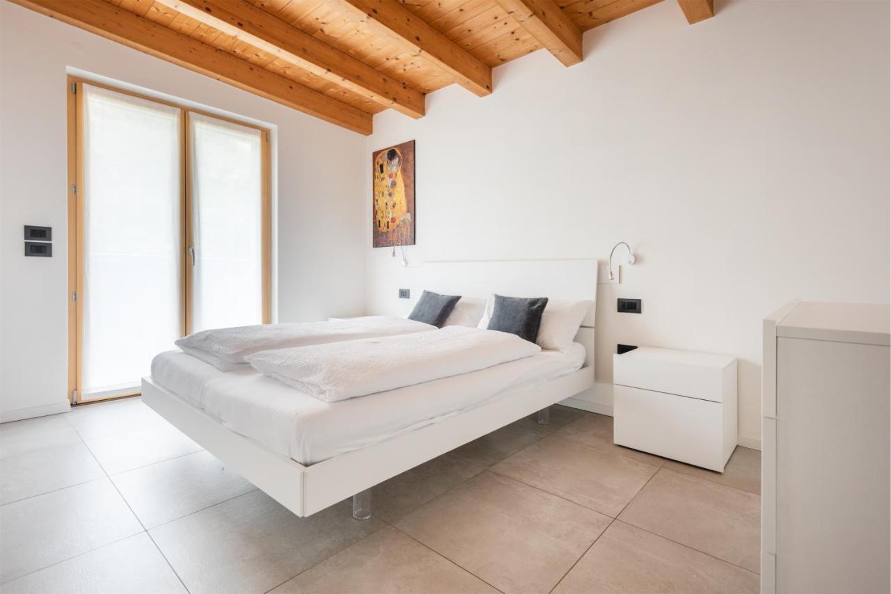 Casa Flavia, Mountains & River Arco Exterior photo